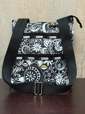 Bolso Bandolera LeSportsac Negro Blanco Estampado Floral Bolso de Hombro Cartera de Viaje Foto 1 de 4