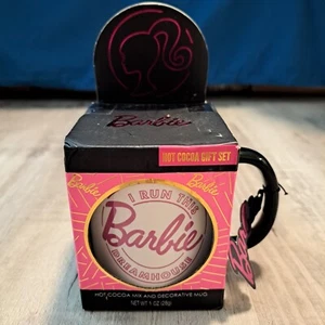 RAR Barbie Hot Cocoa Mix & Deko Tasse Geschenkset NEU - Bild 1 von 9