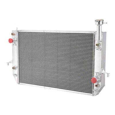 3 Rows Aluminum Radiator For 1996~2005 Chevy Astro GMC Safari 4.3L V6 GAS 2000 - Image 1 of 4