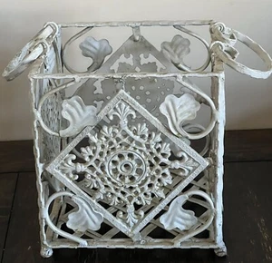 Vintage Wrought Iron Planter Metal Basket French Country Jardiniere RusticDecor - Picture 1 of 8