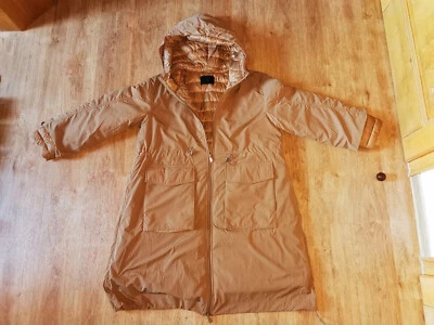 Neuwertiger und sehr gut erhaltener Übergangsmantel / Steppmantel von C & A - Bild 1 von 4