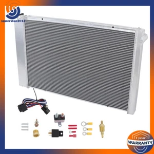 4 filas de radiador + ventilador de cubierta para 73-87 Chevy C/K C10 C20/30 K10/20 GMC C2500 CC716 - Imagen 1 de 15