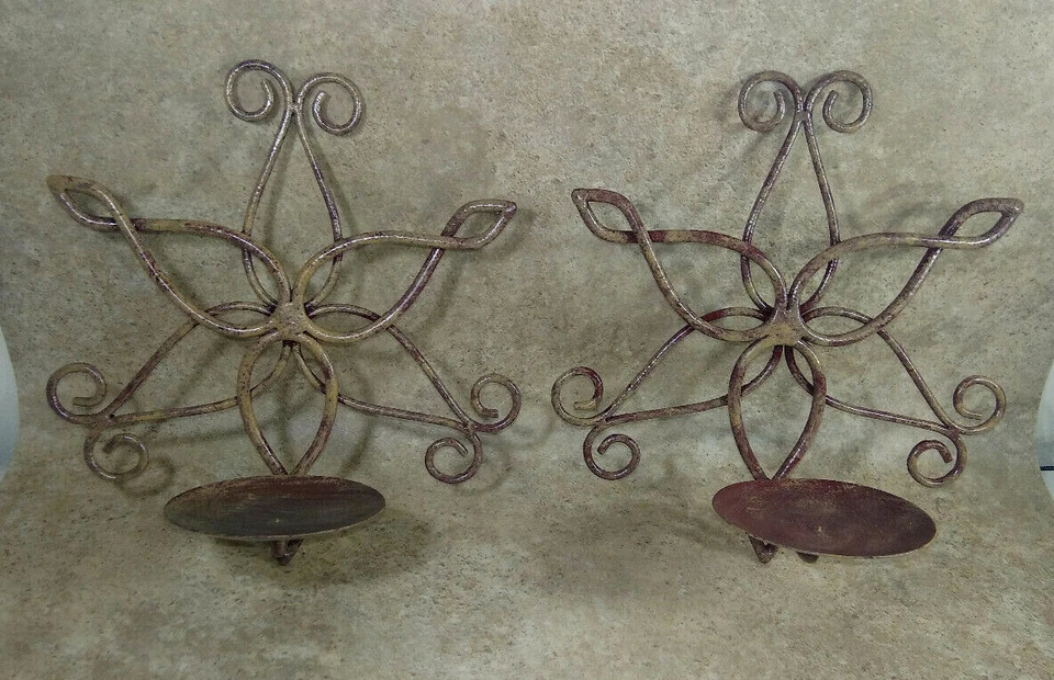 Par de arandelas de parede ornamentadas de metal estrela estilo pergaminho celta - Imagem 1 de 4