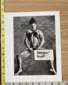 Sharon Bruneau Bodybuilder Bikini Pose Scene Book Photograph - Bild 1 von 1