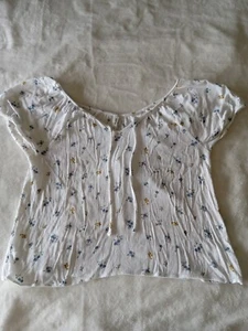 Size M, Mudd Blouse/Tshirt White Woman's - Picture 1 of 7