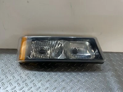 Faro derecho pasajero derecho Chevrolet Silverado 1500 2500 3500 2003-2007 Foto 1 de 4