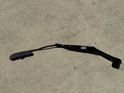 PLYMOUTH PROWLER 97-02 BRAZO LIMPIAPARABRISAS LADO CONDUCTOR IZQUIERDO Foto 1 de 2