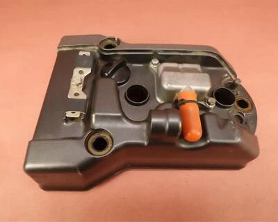 03-10 Honda ST1300 RIGHT ENGINE CYLINDER HEAD ROCKER COVER - Image 1 of 4