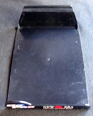 CIRCA 1990S NUEVA ERA "GO PRO" GORRA Y SOMBRERO MOLDEADO PLÁSTICO LISTONES BANDEJA DE EXHIBICIÓN Foto 1 de 4