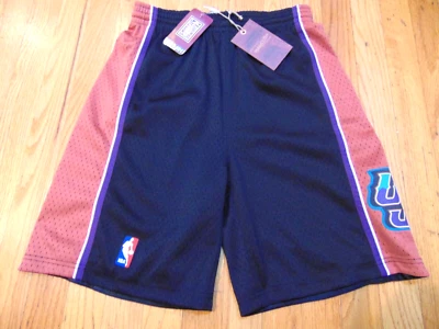 PANTALONES CORTOS MITCHELL & NESS NBA HWC UTAH JAZZ SWINGMAN TALLA JUVENIL L 14-16 Foto 1 de 3