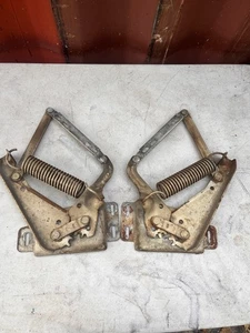 1966-1970 Hood Hinges Charger GTX  Roadrunner Super Bee Coronet Satellite B-Body - Picture 1 of 22