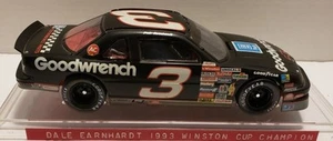 1993 NASCAR WINSTON CUP #3 GOODWRENCH CHEVROLET DALE EARNHARDT 1/24 CUSTOM BUILT - Picture 1 of 3