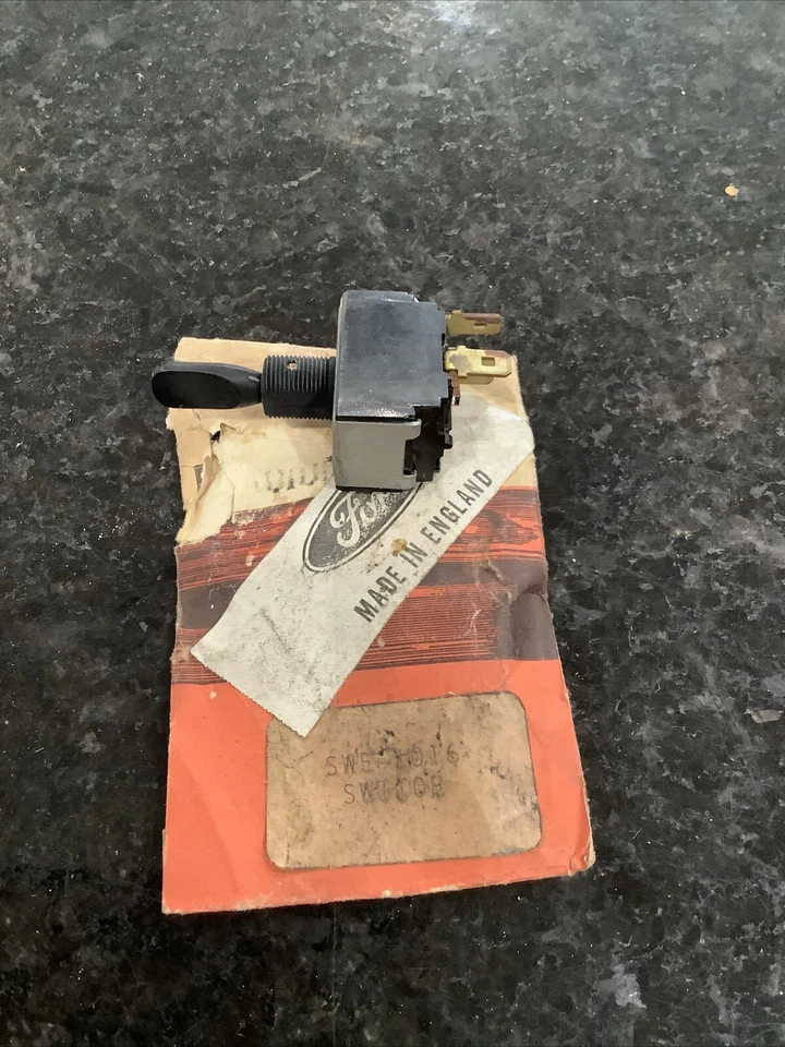 Nos Ford Cortina Escort Toggle Switch Made In England  - Image 1 of 4