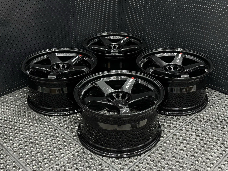 正品 NISMO LMGT4 18X9.5 +12 5X114.3 全新 4 件套 光面黑色 — 第 1/3 张图片