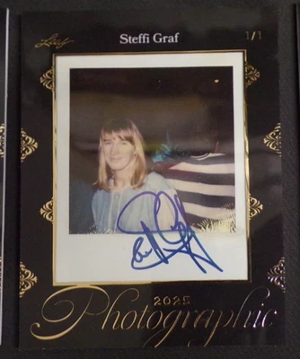 STEFFI GRAF 1/1 AUTÓGRAFO 2025 HOJA FOTOGRÁFICA UNO DE UNO FIRMADO POLAROID AUTO Foto 1 de 3