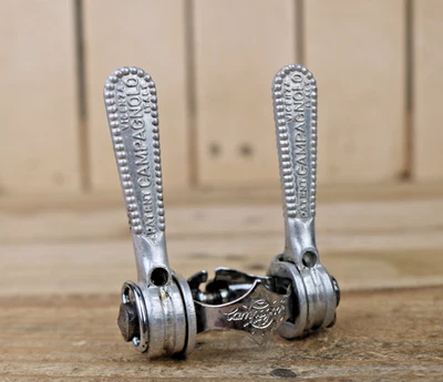 Palancas de cambio Campagnolo Nuovo Record Downtube vintage retro súper bicicleta Foto 1 de 4