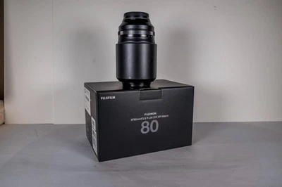 Fujifilm Fujinon XF 80mm F/2.8 R LM OIS WR Macro (Fuji X mount) - Image 1 of 4