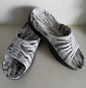 Hoka One One Ora Recovery Slides Herren Größe 10 Slipper Komfort Sandalen Schuhe - Bild 1 von 11