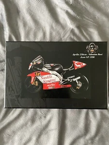 MINICHAMPS Rossi APRILIA model bike 1998 1:12 - 980046 250ccm Assen GP - Picture 1 of 5