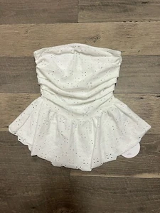 NWT Shein white eyelet Spring Break tube top with ruching size S - Picture 1 of 3