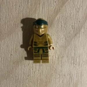 Lego Ninjago Lloyd Golden Ninjanjo Minifigure GoldenDragon Set - Picture 1 of 6