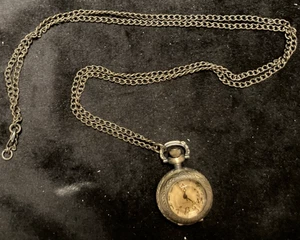 !! Retro Glass Antique Brass Women's Pendant Watch Necklace Quartz w/Chain RUNS! - Picture 1 of 8