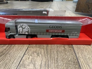 Corgi 1:64 Renault Premium Curtain Sider Geodis Cavewood mit Zertifikat - Bild 1 von 4