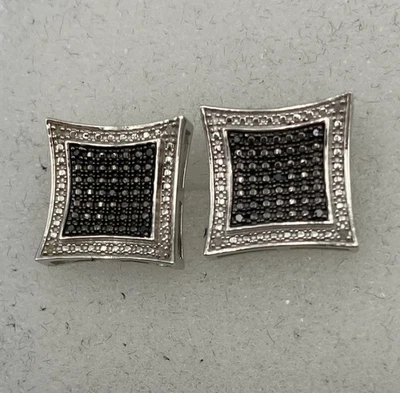 Pendientes pavé de diamantes y espinelas de oro blanco de 14 k sobre tachuelas de plata de ley Foto 1 de 4