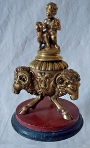 Antikes Bronze Dreibein Tintenfass • Widderköpfe & Junge mit Hunden • Marmor 19. Frankreich - Bild 1 von 7
