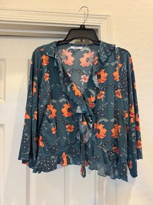 Blusa corta floral O’Neill talla XL Foto 1 de 4