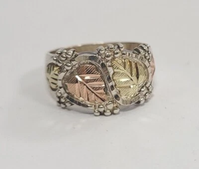 Estate Tricolor 14kt & Sterling Silver Hand Engraved Leaf Style Ring Sz8   - Image 1 of 4