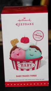 MIB Hallmark Ornament Baby Makes Three, 2015 - Picture 1 of 2