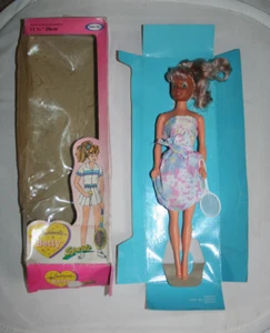 VINTAGE 70S BETTY TEEN DOLL IN ORIGINAL BOX NEVER PLAYED ORIGINAL BOX DAMAGED - Picture 1 of 6