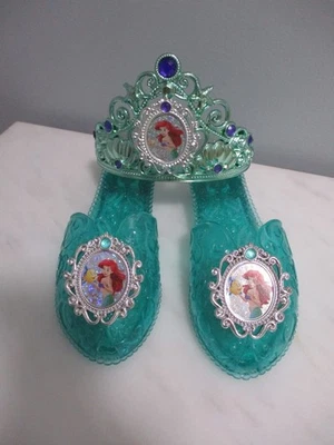 Sapatos e tiara Disney Princesas Meninas Pequena Sereia Ariel Vestir - Imagem 1 de 3