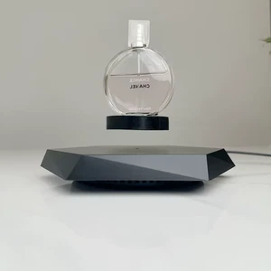 Expositor de mano de levitación magnética, adornos publicitarios creativos límite de 300 g - Imagen 1 de 11