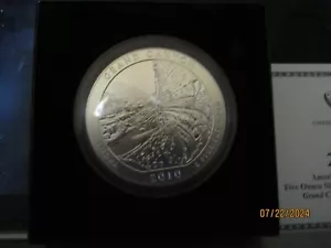 2010-P GRAND CANYON 5 oz (99.9%) SILVER Uncirculated Coin w/Box & COA - Picture 1 of 3