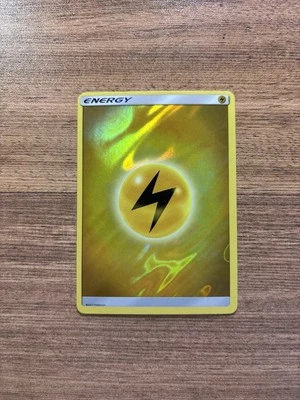2017 Lightning Energy - Reverse Holo - Shining Legends - Pokemon Card - LP - Image 1 of 2
