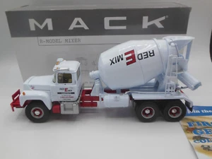 Mezclador modelo Mack R First Gear 19-2261 escaso rojo mezcla E escala 1:34 - Imagen 1 de 13