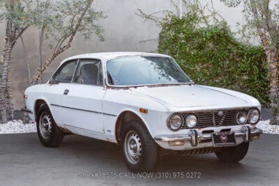 1974 Alfa Romeo GTV 2000  - Изображение 1 из 4