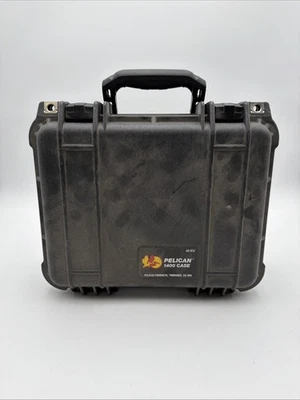 Pelican 1400 Protector Cargo Carrying Case w/ Foam Inserts 13.37 x 11.62 x 6.00 - Image 1 of 4