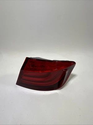 BMW Serie 5 F10 2011 2012 2013 luz trasera pasajero derecha derecha LED OEM Foto 1 de 4