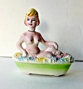 Vtg Nude Lady In Bathtub Liquor Decanter Alcohol Bottle Barware Made In Japan - Picture 1 of 14