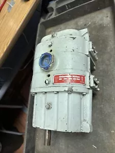 MD-Pneumatic 46-3202.5 Positive Displacement Blower, 1.5" ports - Picture 1 of 7