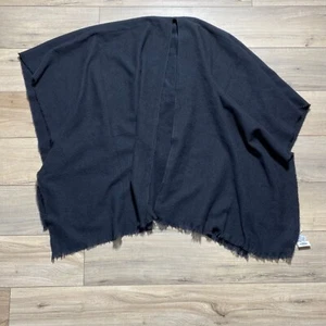 Old Navy Women's Cozy Flannel Open Front Poncho  One Size Black - Picture 1 of 6