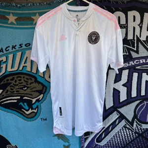 Size 2XL - NWT MLS ADIDAS INTER MIAMI CF DAVID BECKHAM #23 SOCCER JERSEY - Picture 1 of 9