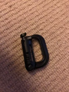 Ex Police Black Small Molle Vest Clip For Keys. G12. - Picture 1 of 3