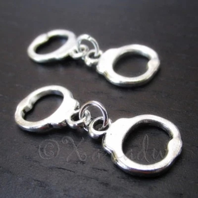 XANADU DESIGNS Handcuff 31mm Antiqued Silver Plated Police Pendant Charms C2552 - 5, 10, 20PCs