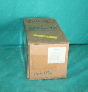 Bosch,821-300-965, 821 300 965, Direktionale Regelventil 24V - Picture 1 of 4