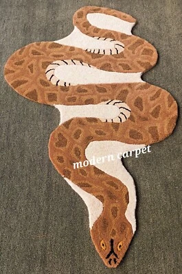 Snake Rugs Handmade 100% Woolen Hand Tufted For Home Decoration - Image 1 of 4