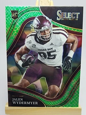 Jalen Wydermyer 2022 Select DP Dragon Scale Prizm #117 RC Texas A&M Aggies - Image 1 of 3